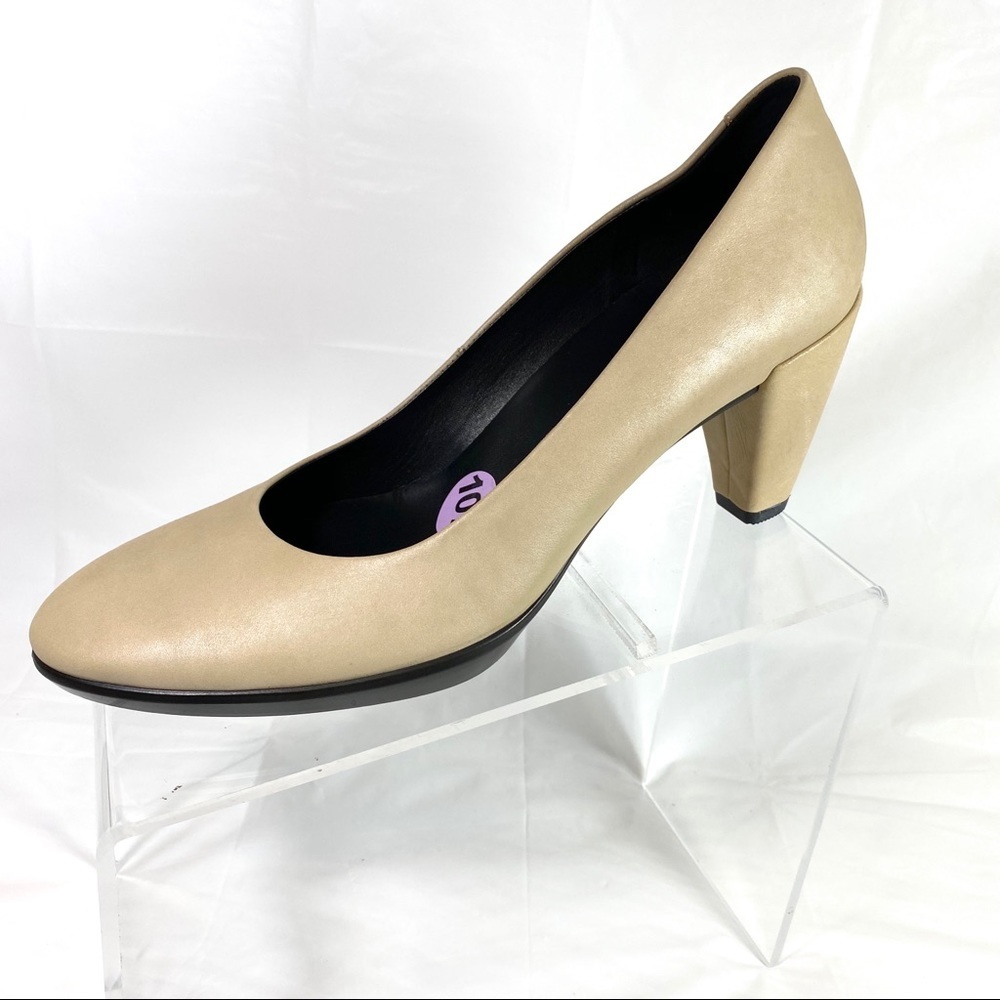 Ecco Pumps Danish Design Beige Size 41 US 10-10.5